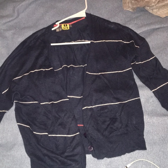 Blue and white cardigan - Picture 1 of 3